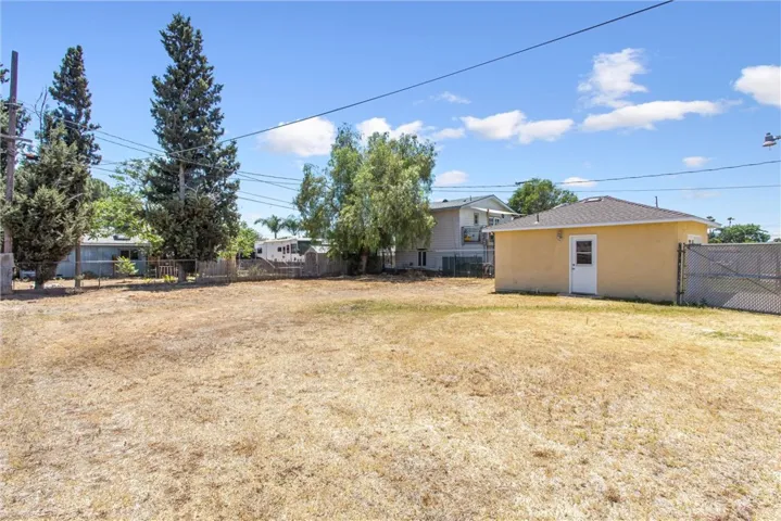 9142 Johnson Court, Jurupa Valley, California 92509