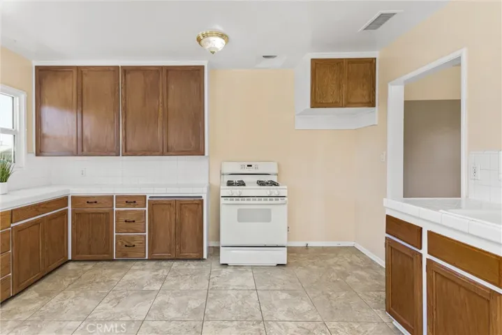 9142 Johnson Court, Jurupa Valley, California 92509
