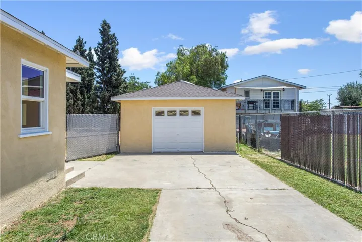 9142 Johnson Court, Jurupa Valley, California 92509