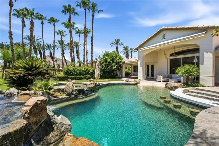 33-78905 Mission Dr W -37