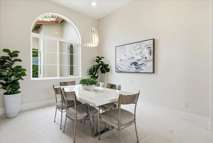 07-78905 Mission Dr W -4