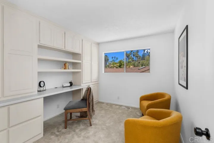667 Crescent Lane, Vista, California 92084