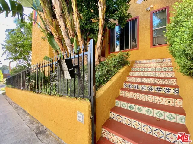 605 1/2 Tularosa Drive, Los Angeles, California 90026