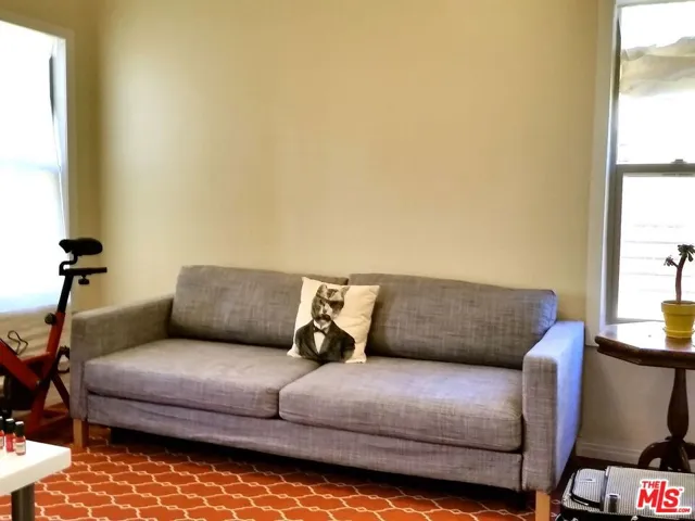 605 1/2 Tularosa Drive, Los Angeles, California 90026