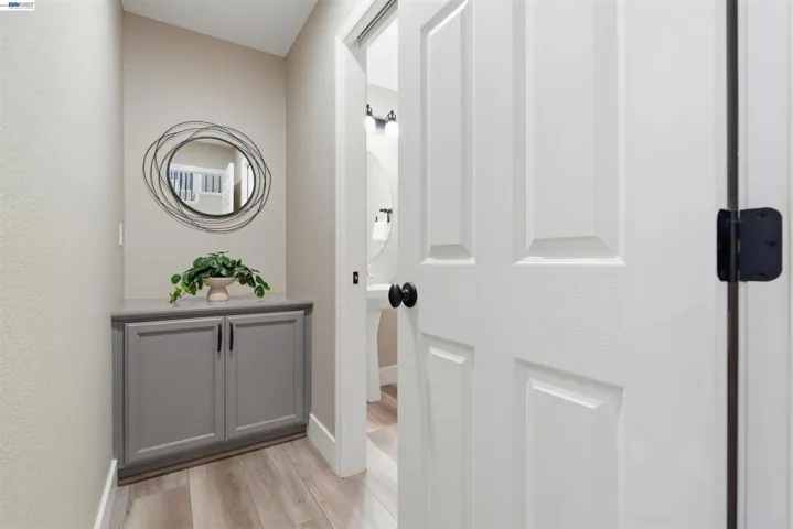 downstairs hall bath entrance