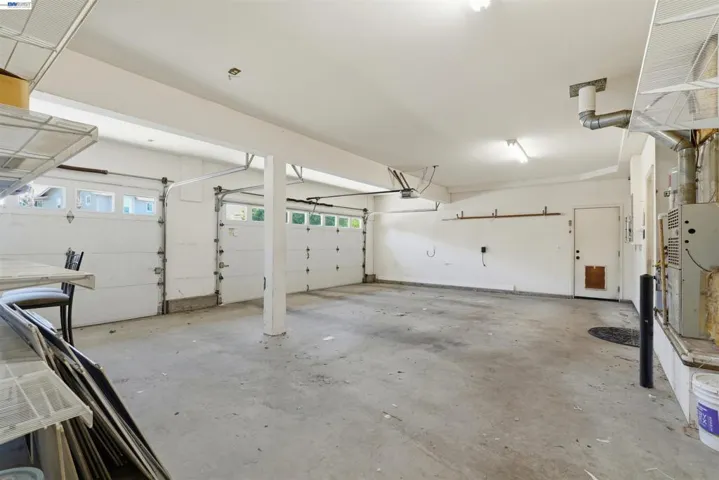 3 car garage