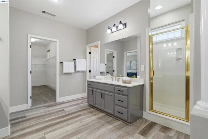Primary bath shower