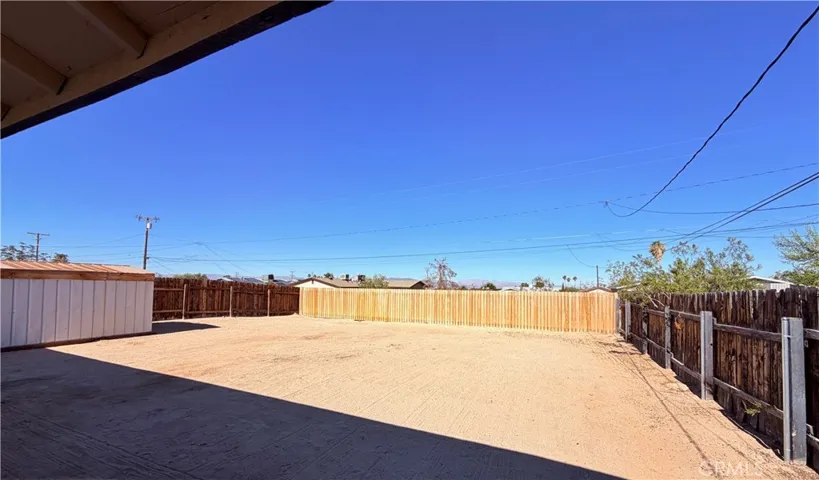 5533 Encelia Drive, 29 Palms, California 92277