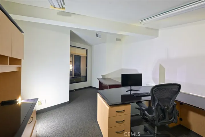 5210 Lewis, Agoura Hills, California 91301