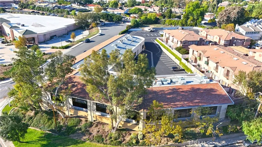 5210 Lewis, Agoura Hills, California 91301
