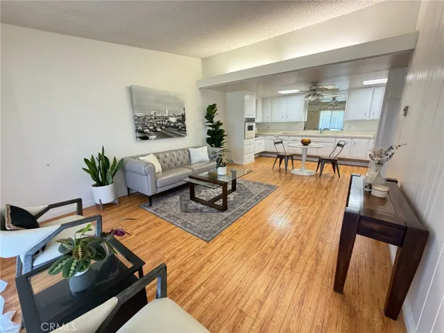 1470 Northwood Road M10-243d, Seal Beach, California 90740