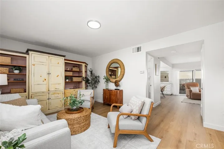 4163 Larwin, Cypress, California 90630