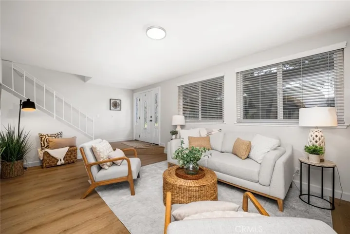 4163 Larwin, Cypress, California 90630