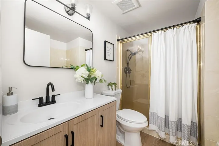 4163 Larwin, Cypress, California 90630