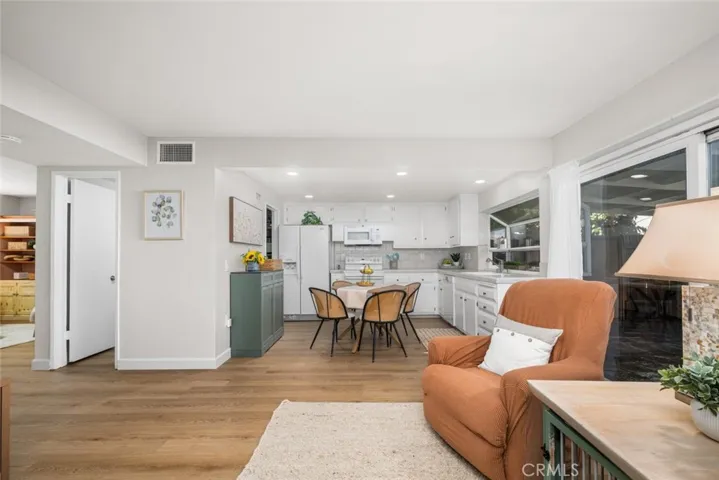 4163 Larwin, Cypress, California 90630