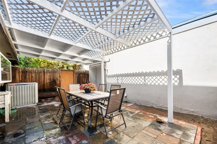 4163 Larwin, Cypress, California 90630