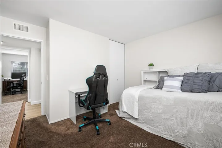 4163 Larwin, Cypress, California 90630