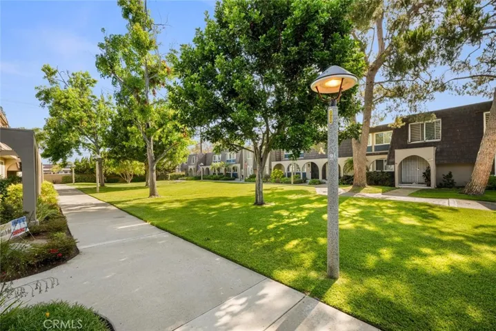 4163 Larwin, Cypress, California 90630