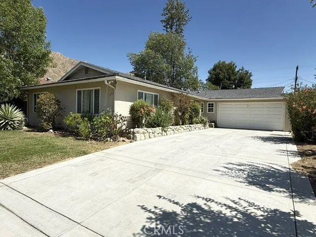 222 Green Oaks, Riverside, California 92507