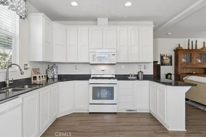 1247 Camino Del Robles 24, Atascadero, California 93422