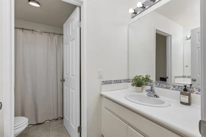 Bathroom 2- 2nd Floor