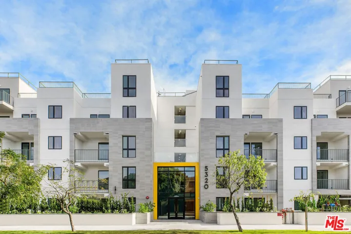 5320 Cartwright Avenue 308, North Hollywood, California 91601