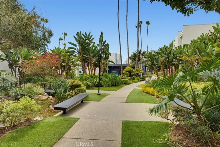 620 The Village 302, Redondo Beach, California 90277