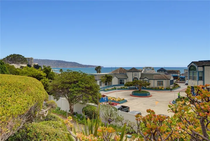 620 The Village 302, Redondo Beach, California 90277
