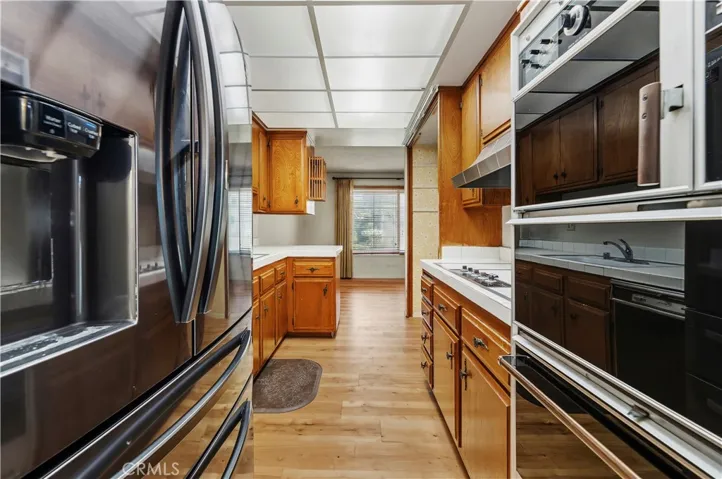 3500 W Manchester, Inglewood, California 90305