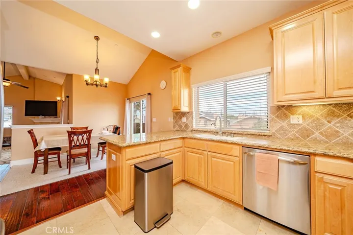 2702 Gates Avenue A, Redondo Beach, California 90278