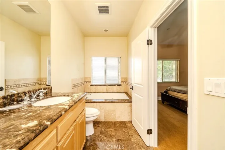 2702 Gates Avenue A, Redondo Beach, California 90278