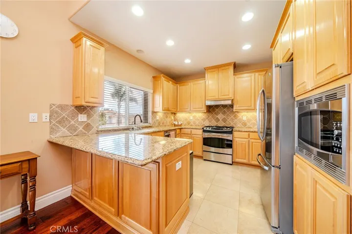 2702 Gates Avenue A, Redondo Beach, California 90278