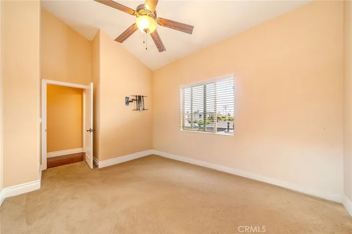 2702 Gates Avenue A, Redondo Beach, California 90278