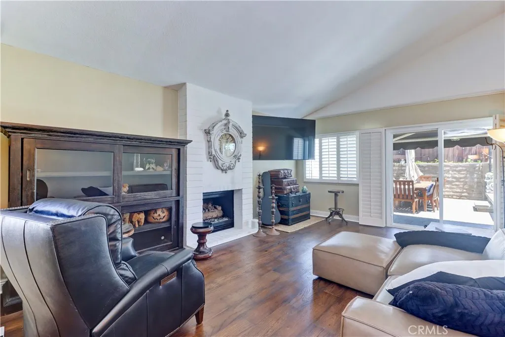 Living Room that opens to back yard