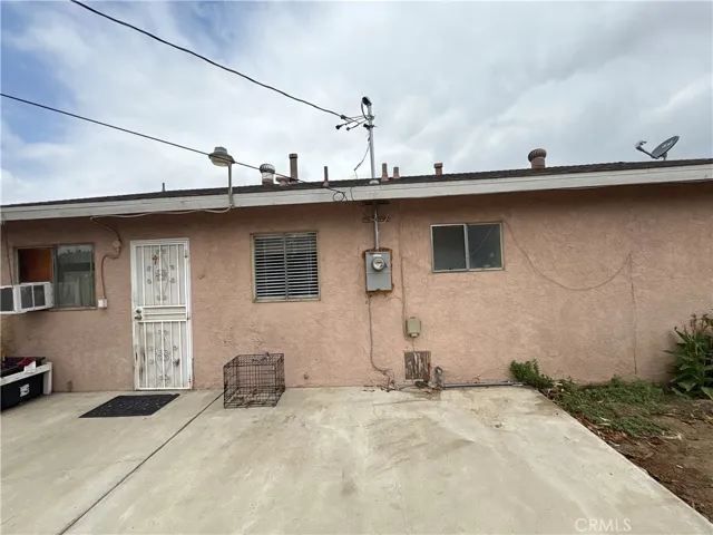 9909 Niagara Ave, Fontana, California 92355