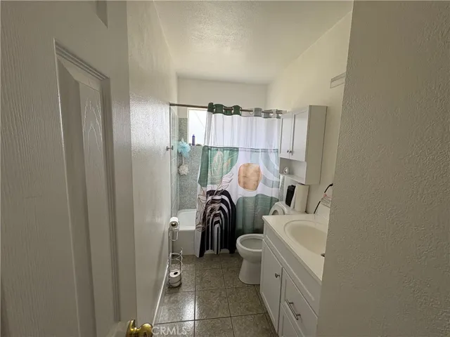 9909 Niagara Ave, Fontana, California 92355