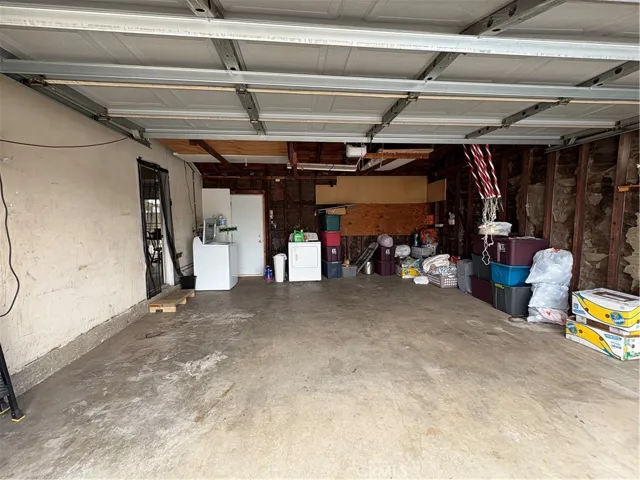 9909 Niagara Ave, Fontana, California 92355