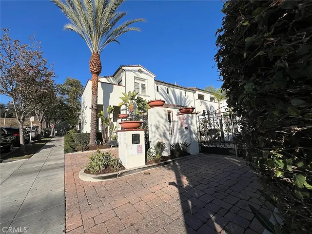 1752 Grand Avenue 2, Long Beach, California 90804