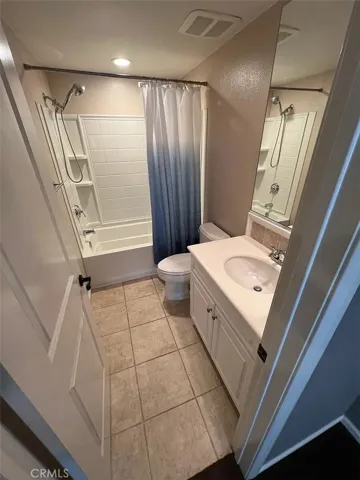 1752 Grand Avenue 2, Long Beach, California 90804