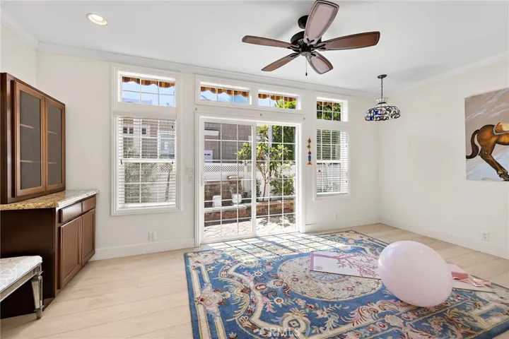252 Mayflower, Newport Beach, California 92660