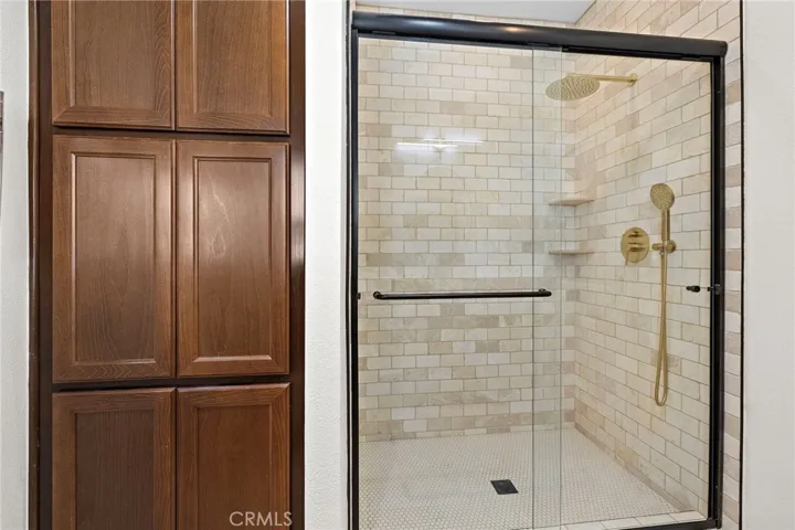 252 Mayflower, Newport Beach, California 92660