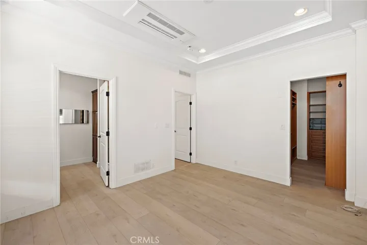252 Mayflower, Newport Beach, California 92660