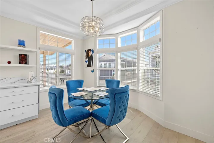252 Mayflower, Newport Beach, California 92660
