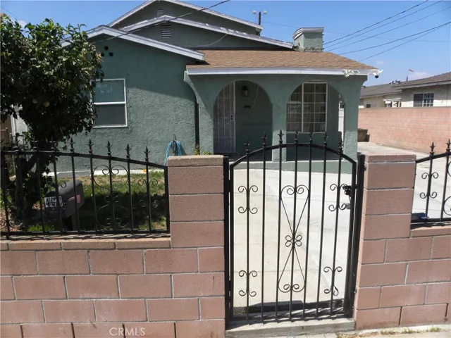 4611 Leonis, Commerce, California 90040