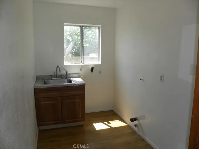 4611 Leonis, Commerce, California 90040