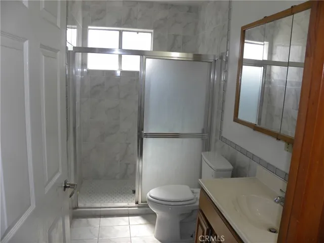 4611 Leonis, Commerce, California 90040