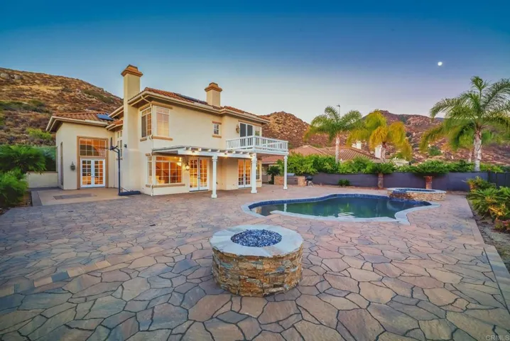 1648 Corte De Las Piedras, El Cajon, California 92019
