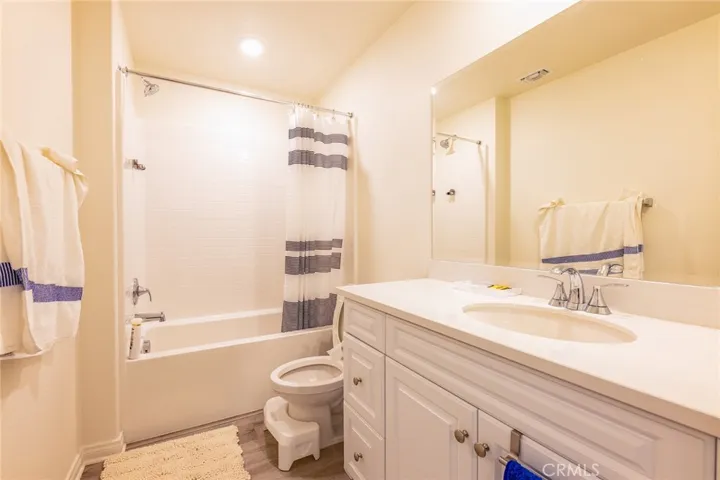 4058 E Coronado Privado, Ontario, California 91761