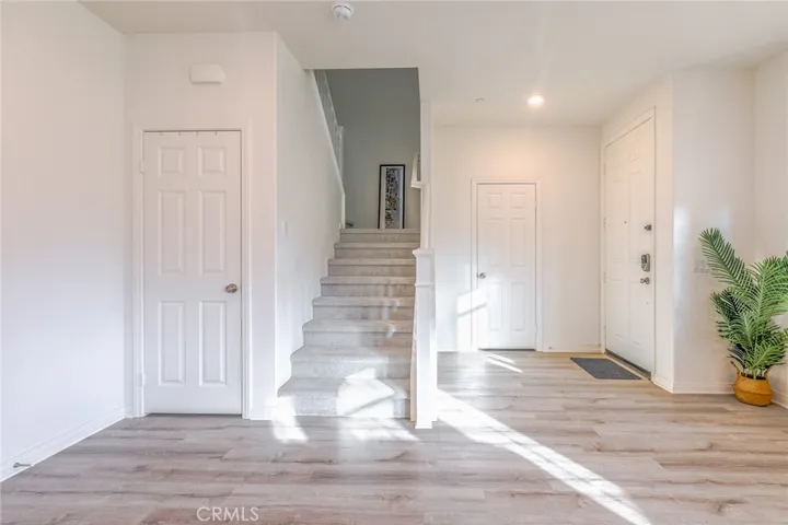4058 E Coronado Privado, Ontario, California 91761