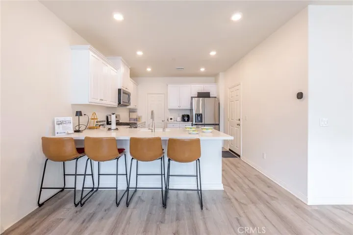 4058 E Coronado Privado, Ontario, California 91761